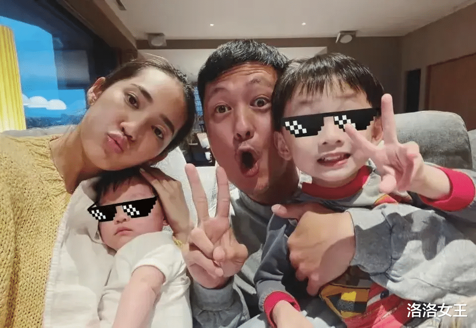 曝余文乐婚变!清空妻子相关动态,自称重启生活,宋祖德早有预言