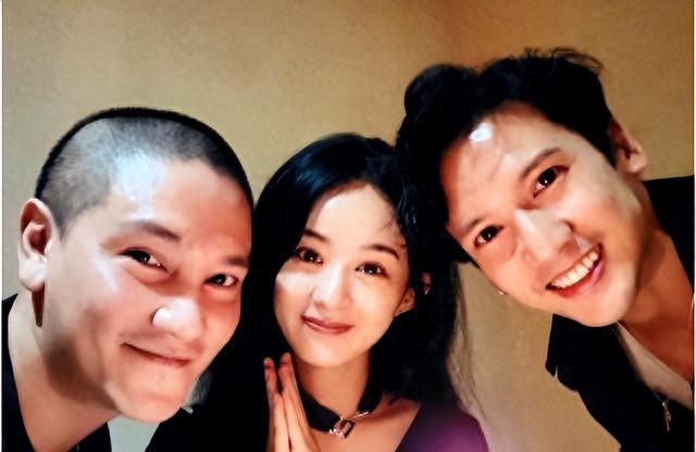 赵丽颖真诚交友,无视名利咖位,网友调侃:给多少明星上了一课!