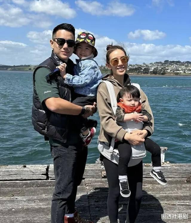 知名港星晒一家四口旅行照！与二婚老公太幸福，新作变TVB台庆剧