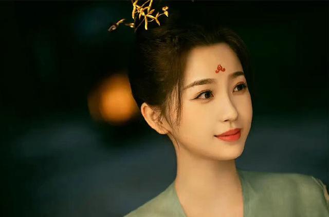 虞书欣|强强联合?《黑莲花》已定陈飞宇虞书欣,沪上公主和京圈太子?