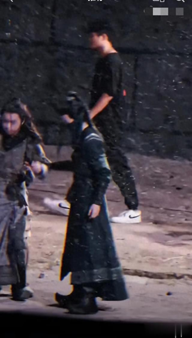 9.20娱瓜:任嘉伦刘亦菲唐嫣刘诗诗檀健次ab张彬彬娜扎张云龙丞磊