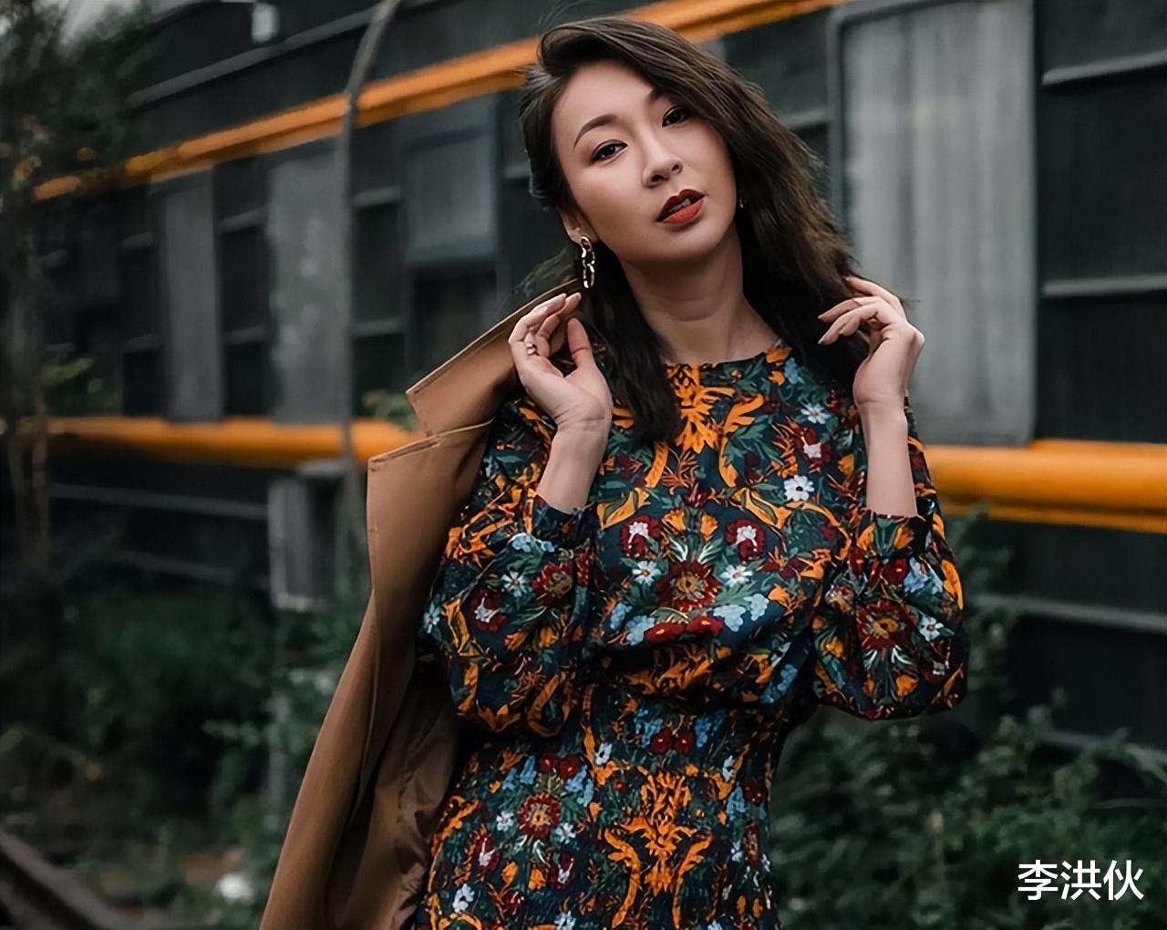 庄锶敏|这么快就进入角色了？庄锶敏为麻六记带货，张兰听闻开心互动