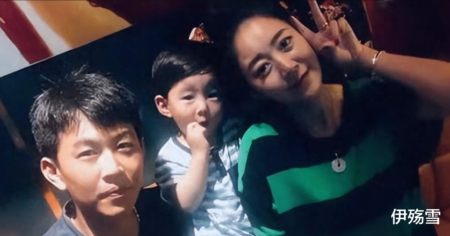 |12年《非诚勿扰》,官晶晶朱峰牵手成功,时隔11年孩子都能打酱油