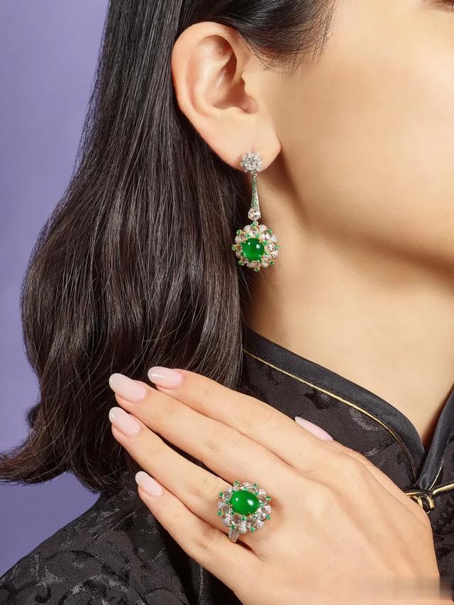 翡翠|2020香港春拍,苏富比、佳士得等屡创佳绩,藏家收藏热情有增无减