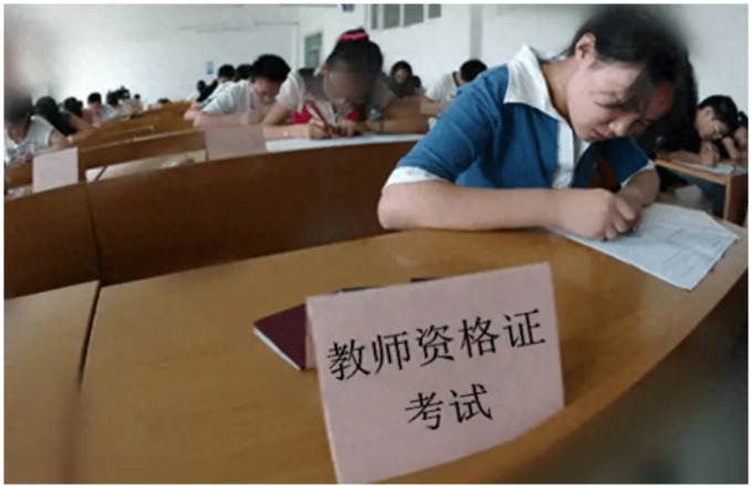一证在手就业不愁，值得大学生考的4个证书，个个都是求职入场券