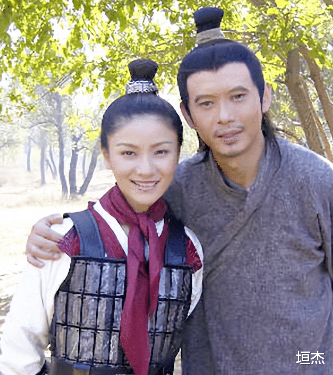 央视|离开央视4位主持人，各有各的原因，有人身家破亿，有人成阶下囚