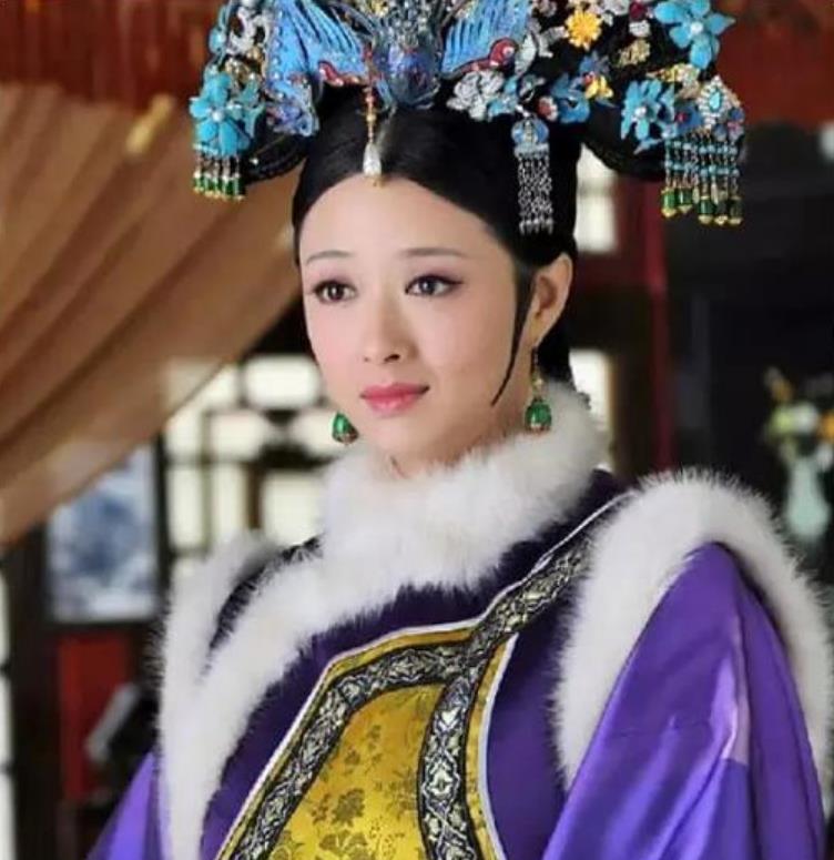 盘点娱乐圈那些“包装”出来的“完美女神”,真实身材一言难尽!