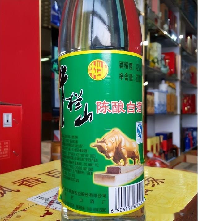 牛栏山|售价不到20元的牛栏山，大家明知是酒精酒，为何它还能年销百亿？