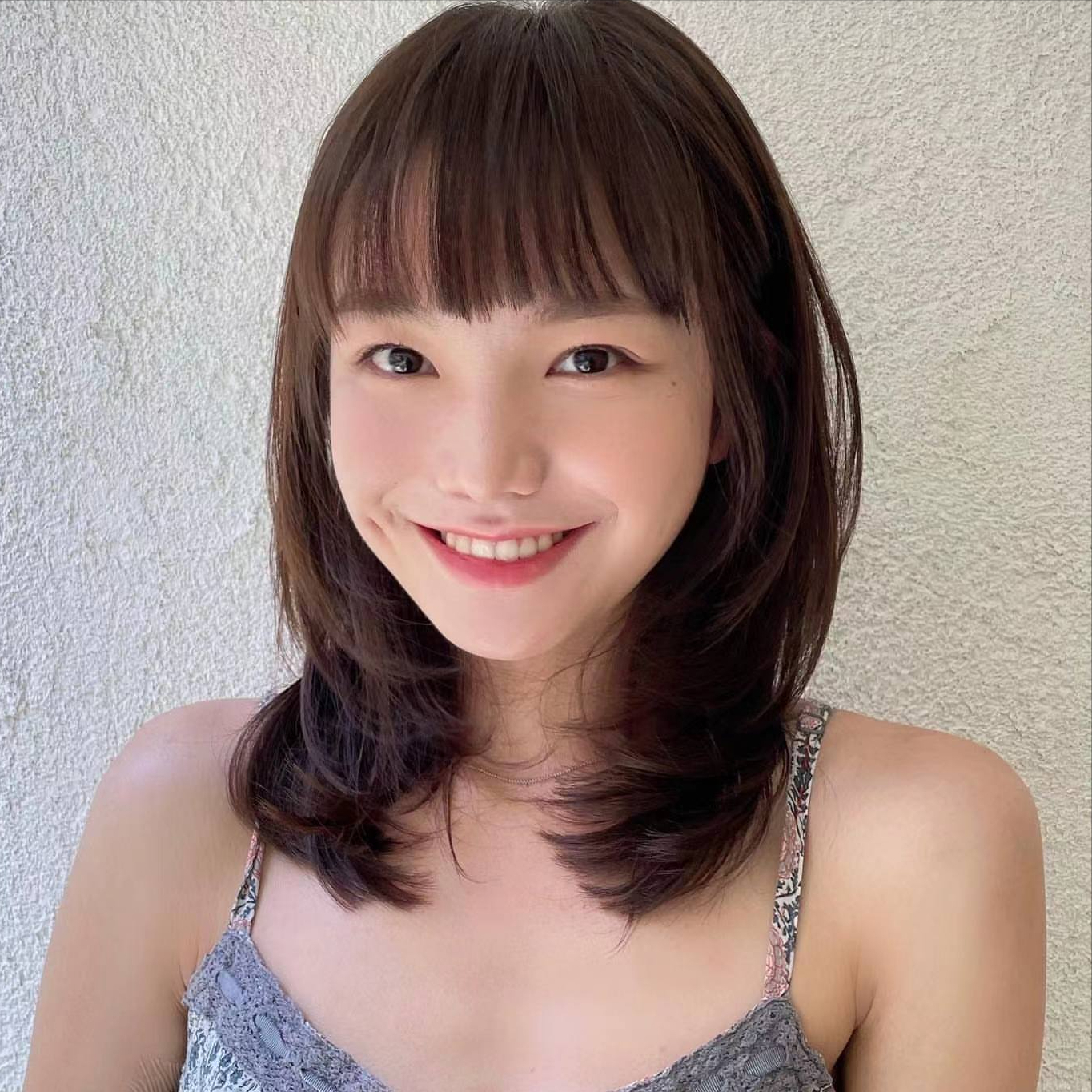 短发留长不再难!掌握这些技巧,轻松拥有飘逸长发!