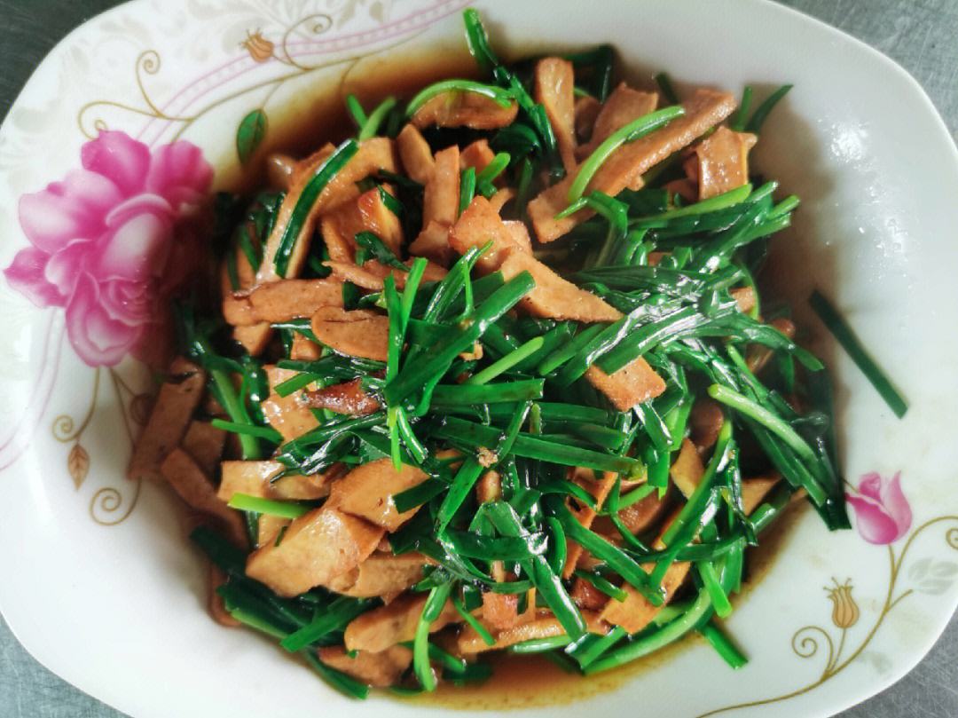 便秘“最怕”这5种菜!一周吃三次,清肠排毒除口臭,大肚腩悄悄变平,和便秘说再见