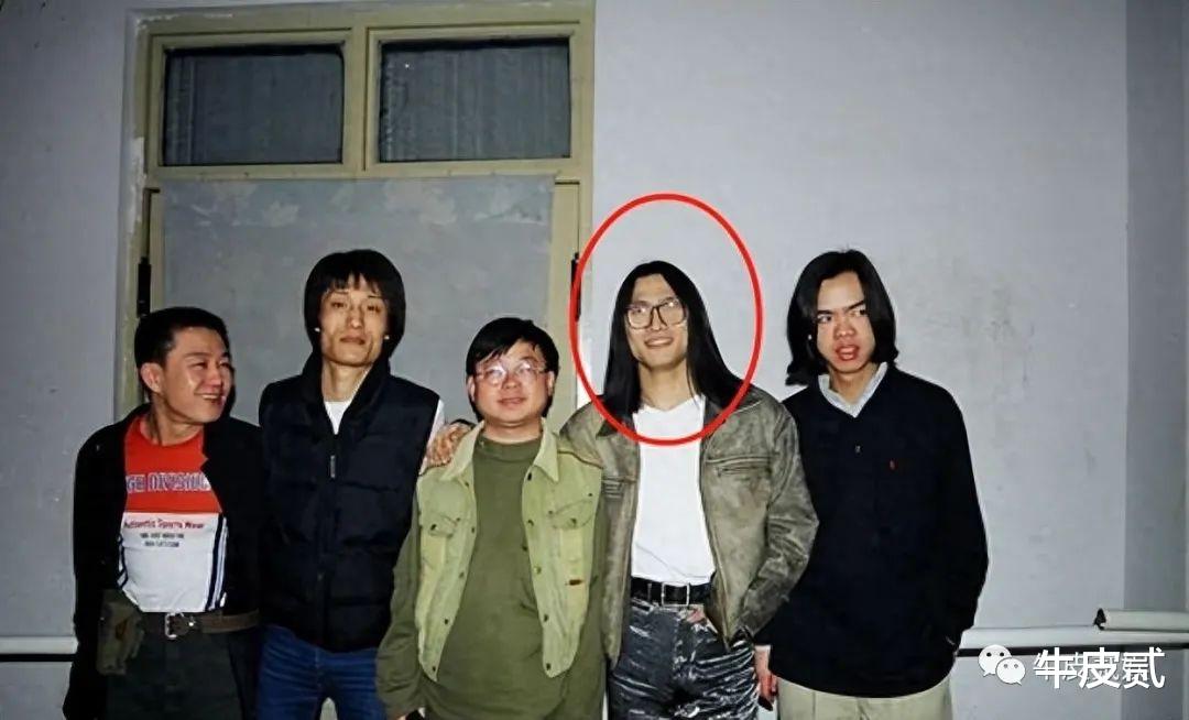 52岁又离婚!细数汪峰的5位前任,个个是美女,离婚原因出奇一致