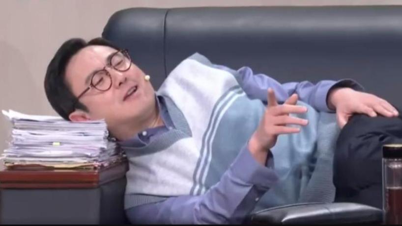 沈腾|新“春晚小品王”沈腾：笑点和运气爆棚的开挂人生