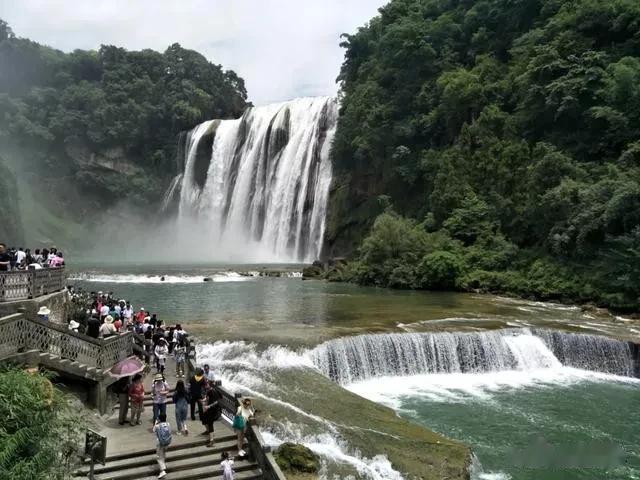 黄果树瀑布|贵州黄果树景区，三个瀑布各有什么特色？