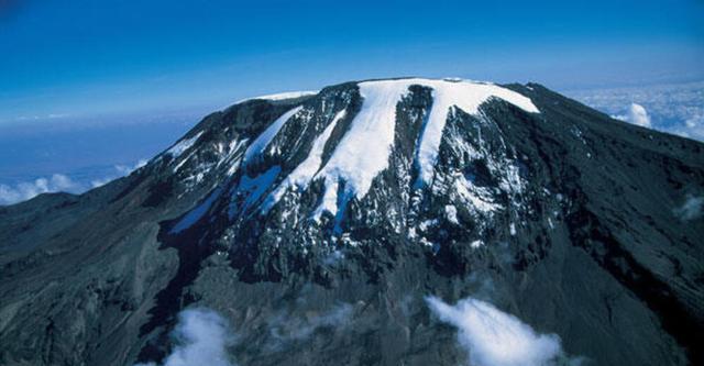 乞力马扎罗|登山者心中圣地，山脚是雨林山顶是冰川，面临着全面崩溃？