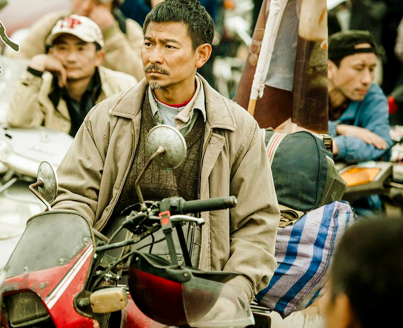 不会演农民就别演了!刘德华,梁家辉"土得掉渣"却堪称一绝 - 文化资讯(