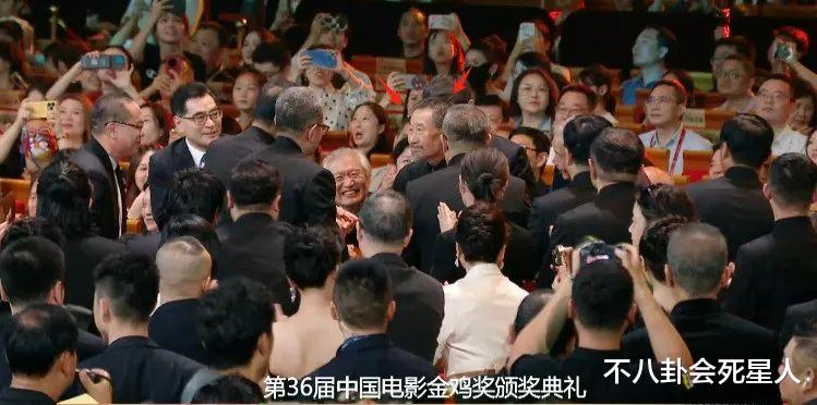 金鸡奖这一夜，娱乐圈的人情世故和江湖地位，被展现得淋漓尽致