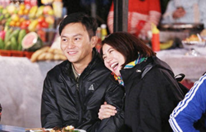 世上渣男千千万,最怕张智霖这种,结婚22年,袁咏仪输得一塌糊涂