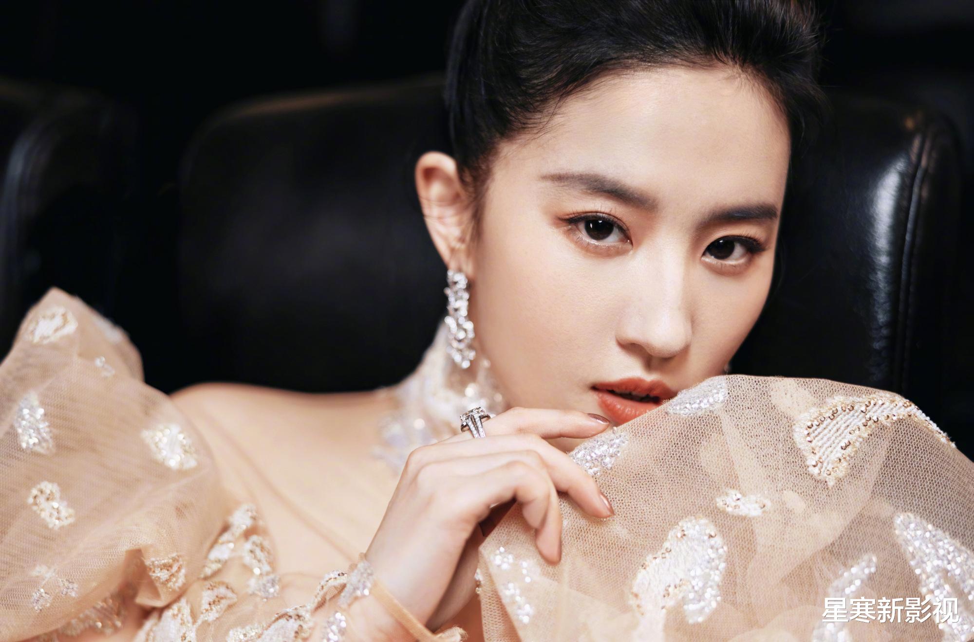 刘亦菲|刘亦菲《玫瑰故事》5月开拍,阵容雄厚,3位男主是你们熟悉的男神