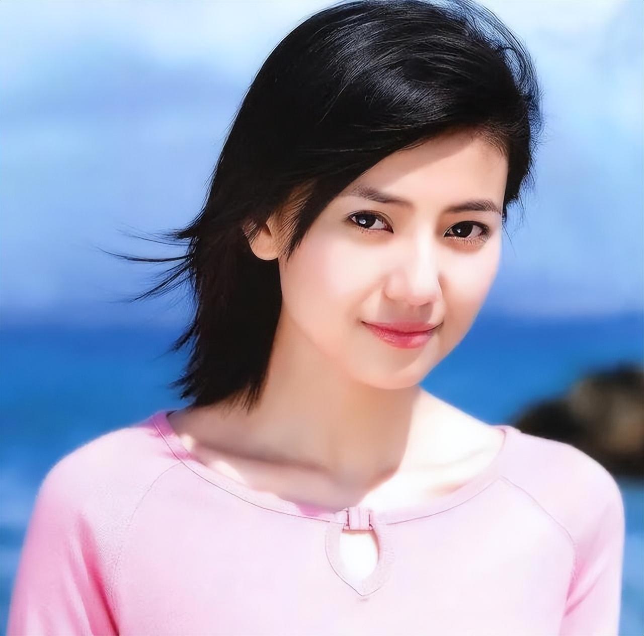 曝高圆圆私生活混乱,假婚姻,谢霆锋的评价耐人寻味_娱乐资讯_娱乐点