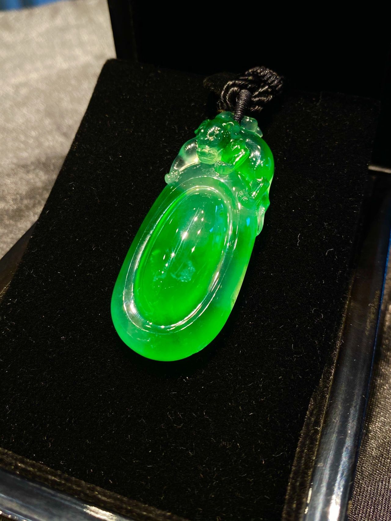 翡翠|翡翠福贝是祥福之气的代表!玻璃种飘色福贝