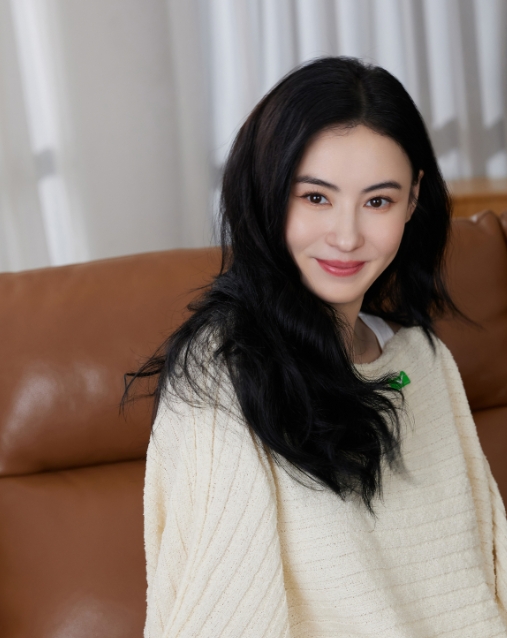 张柏芝被曝患癌、王菲生子是兔唇，谢霆锋的选择终究还是放不下