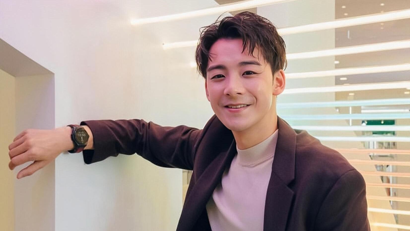 余德丞|TVB前知名男星穿高跟鞋跳舞！摆出妩媚姿势博眼球，网友直呼辣眼睛