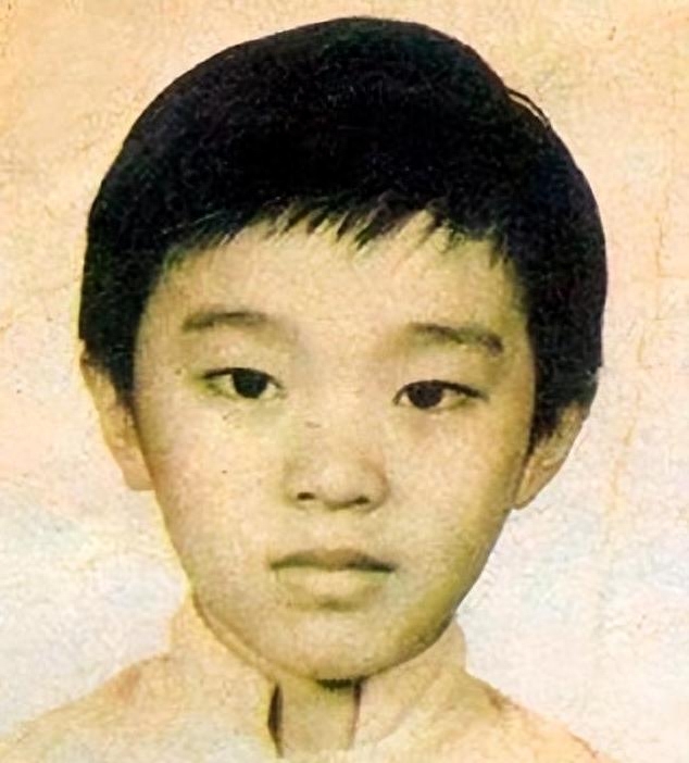 割了双眼皮后判若两人,这5位男星一刀划得太惊艳,前后颜值大变