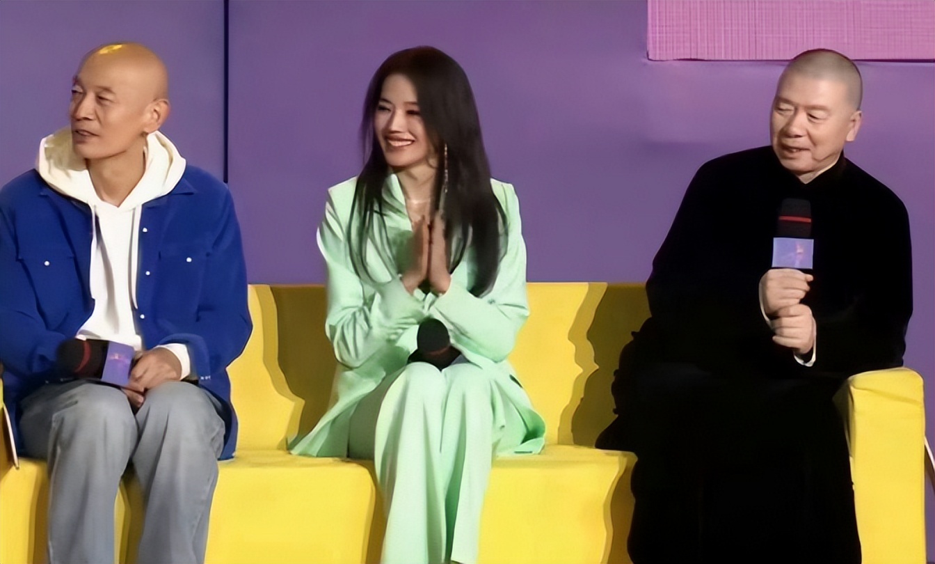 北京这一夜,47岁舒淇用珠圆玉润的身材,给白幼瘦女星上了一课