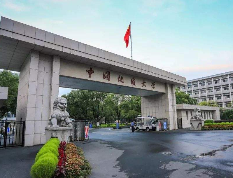 8个编制3个关系户?涉及处长、院长、副院长,211招聘被质疑