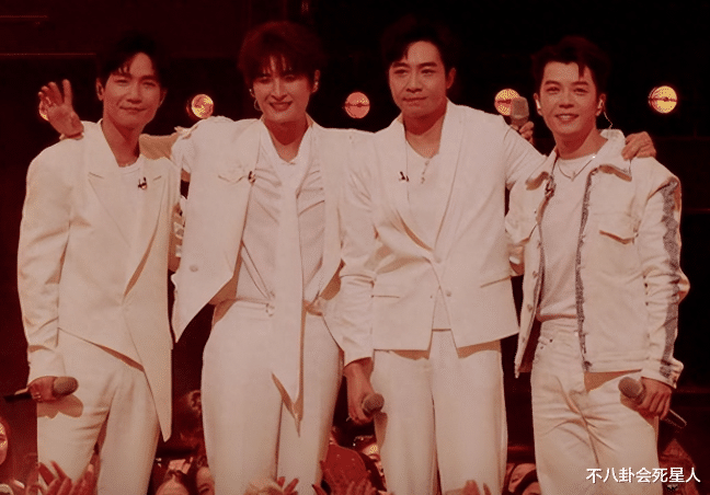 学会“低头”一年后,42岁的陈楚生终于成功翻红了