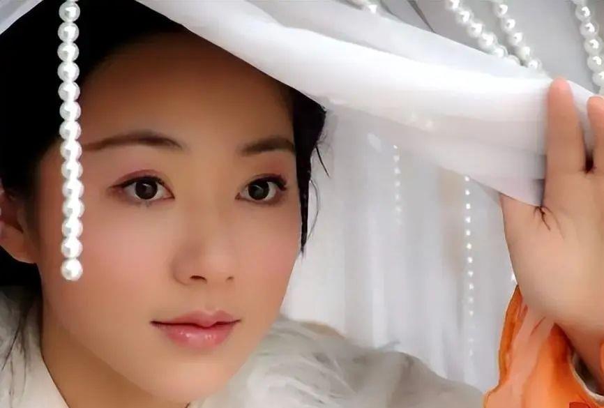 韩雪不再隐瞒，首次公开丈夫身份，难怪韩雪会嫁给他