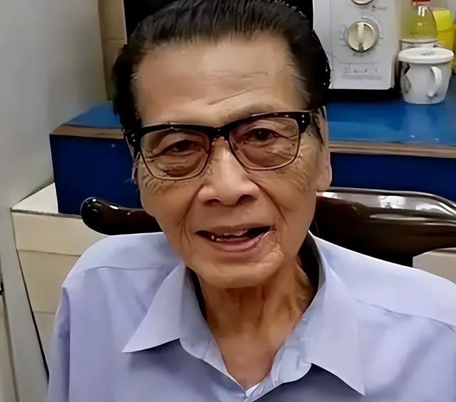 明星|再度翻红、街边打工、遗憾去世、老牌明星2023开年有悲有喜