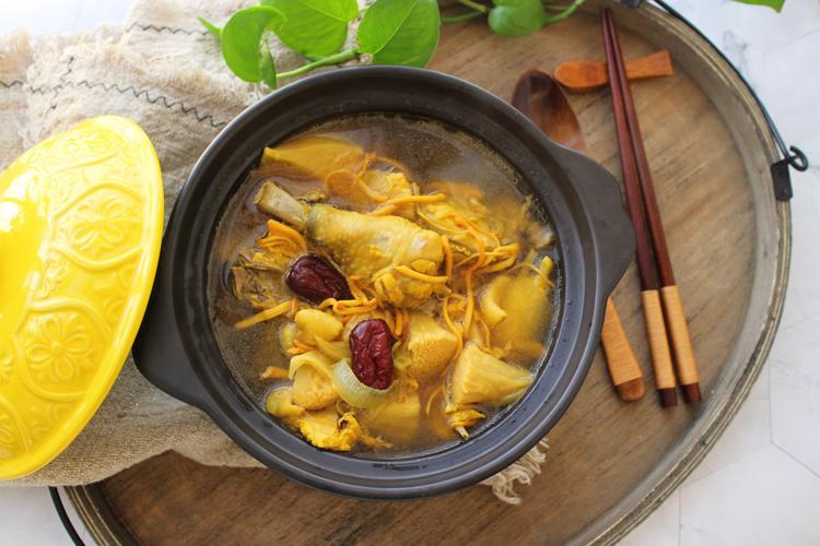 鸡爪 比喝油还涨肉的8种食物，你还以为很健康，特别是第三个