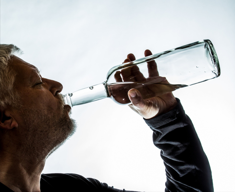 得了胃病，“忌口”是铁律，提醒：3种食物能不吃就不吃