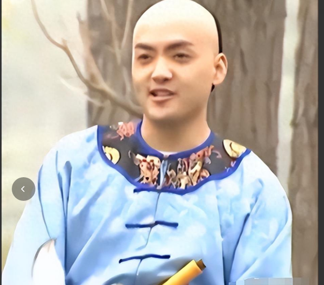 发福是中年男人的颜值克星,5位男星曾是帅气逼人,现在长胖变成大爷了