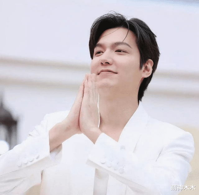 李敏镐最新生图不敢认!脸颊胖到像气球,疑似整容后遗症爆发