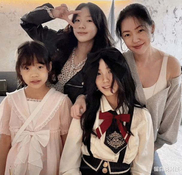 小S|将以韩星出道？小S大女儿获韩国舞蹈大赛冠军，购内衣庆祝被偶遇