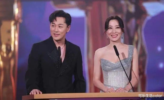 林峯杨怡佘诗曼合体!三人“争风呷醋”,峯少花弗比心,最爱另有其人?