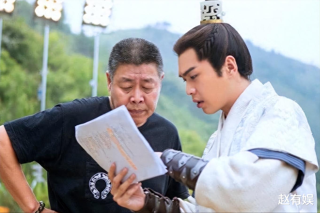 张若昀有多痛苦？妹妹变后妈，被骗两亿后父子决裂对簿公堂！