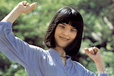 李依琳|豪门千金私密照流出，退圈嫁人了？