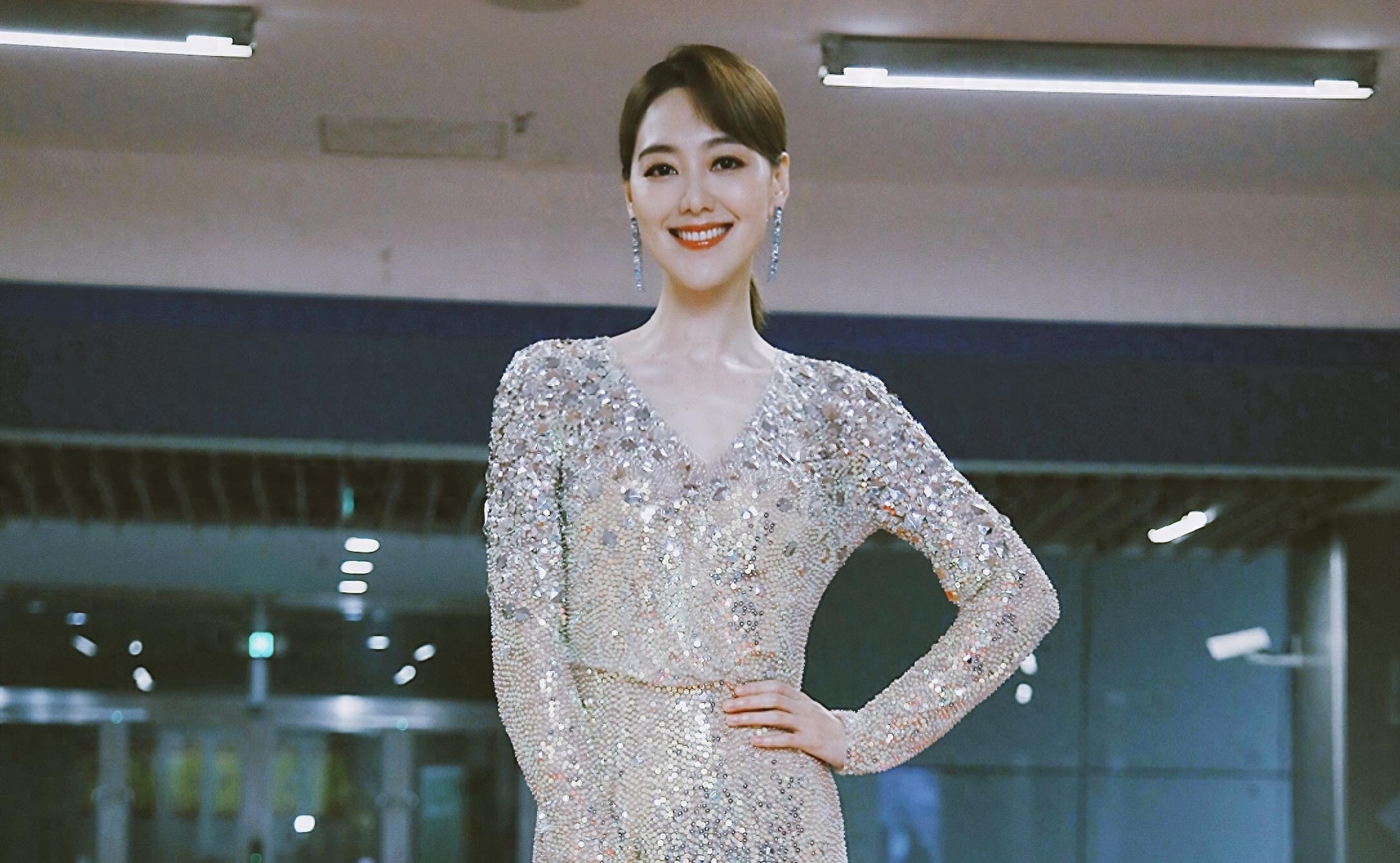 她被母亲催婚13年,如今38岁终于正式官宣结婚,母亲终于放心了