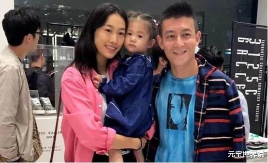 大家都笑她傻，好好的华谊老板娘不做，非要嫁给陈冠希做老婆？