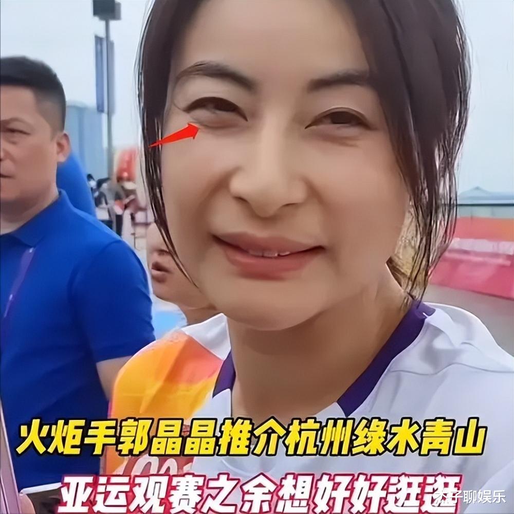 记者质问郭晶晶：你不打扮，不怕老公出轨？她的回怼揭露豪门现状