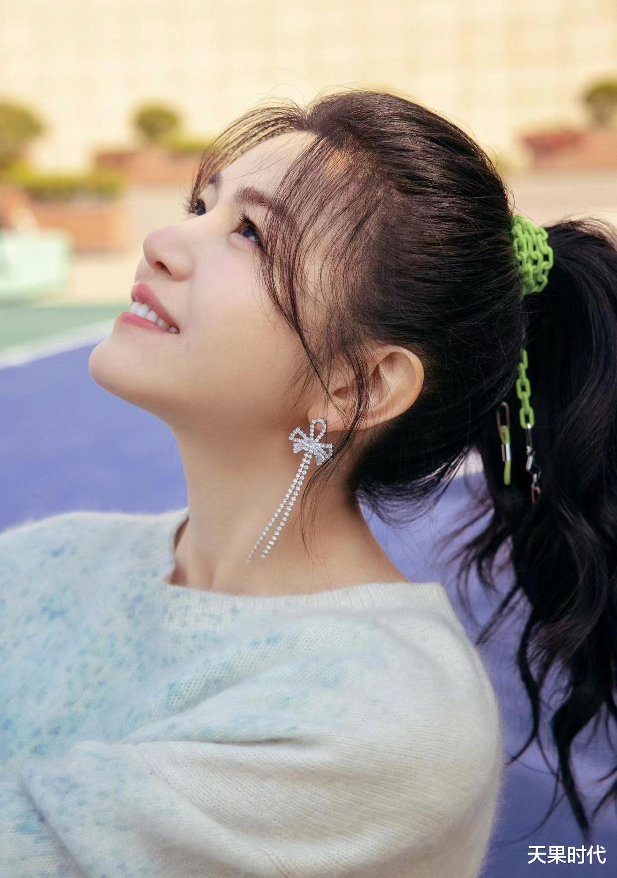 高马尾 陈妍希高马尾扮嫩成功,直接梦回沈佳宜,清纯模样“真初恋女神”