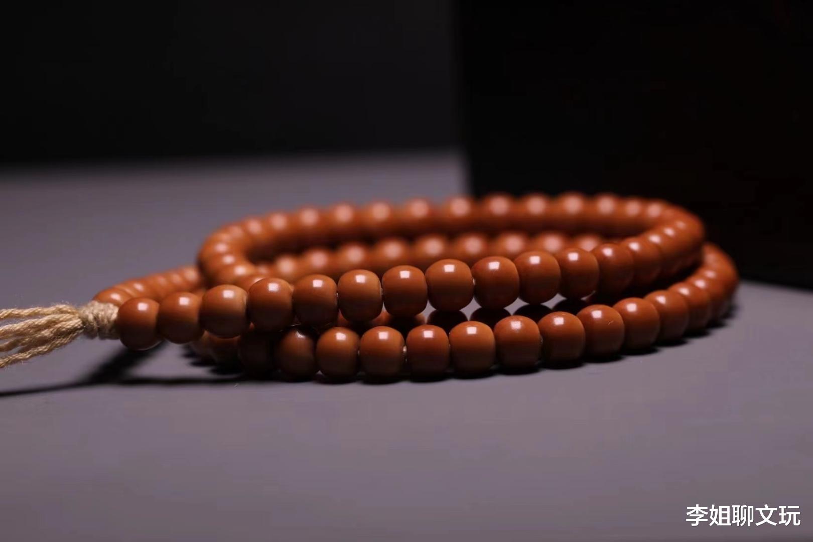 已经跌价的几种文玩,虽然商家还在高价卖,但玩家们已经不买账了