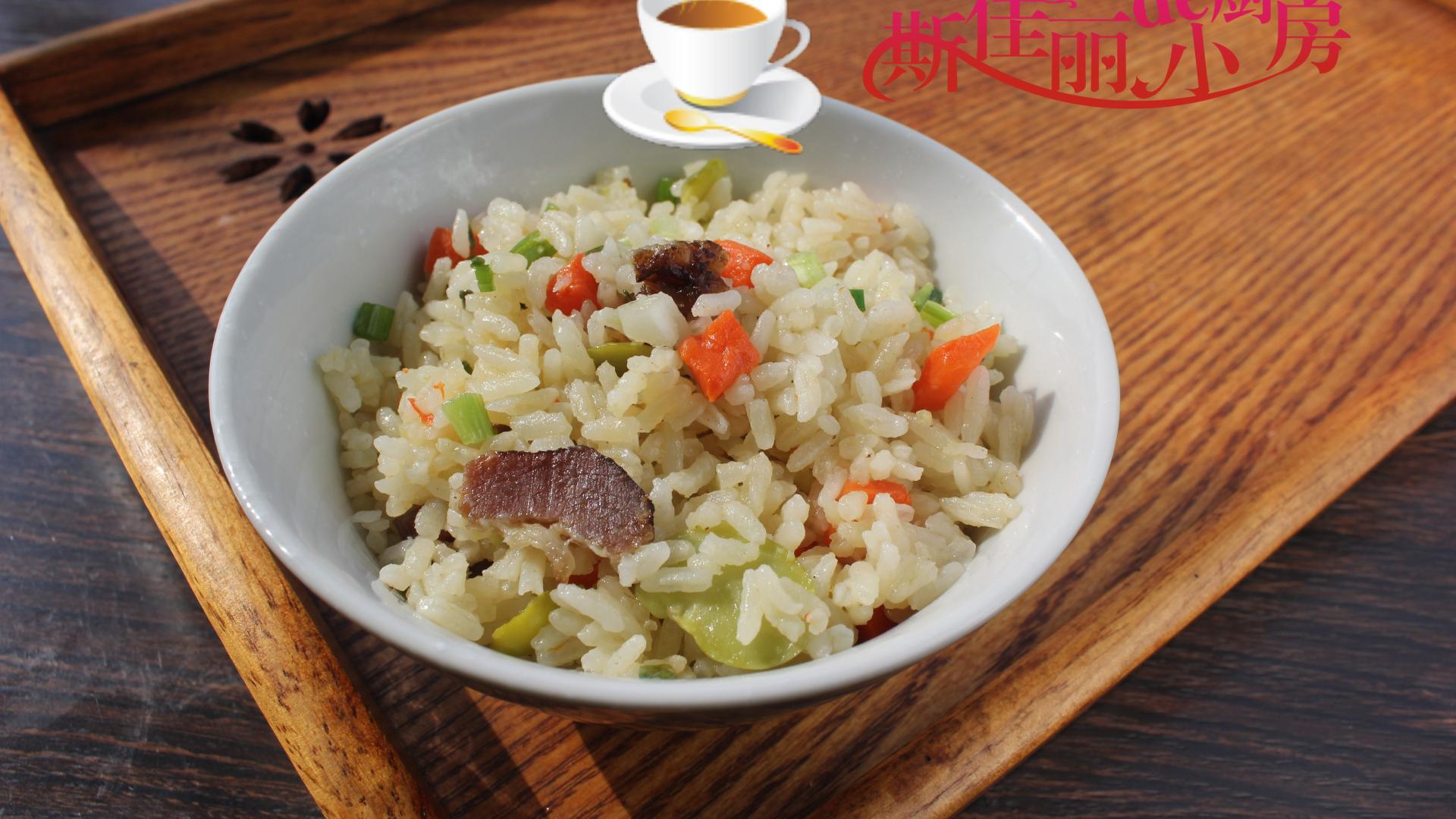 腊肉|45岁阿姨一人食极简午餐，简单营养又美味，晒到朋友圈火了，网友：善待自己