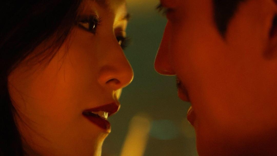 《消失的她》好奇朱一龙为什么没有对“假妻子”动心？也不碰她？