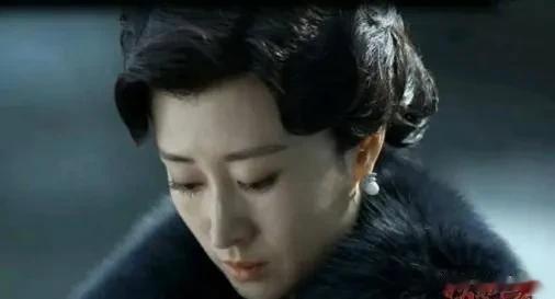 刘敏涛|46岁刘敏涛,人到中年华丽转身迎来事业巅峰