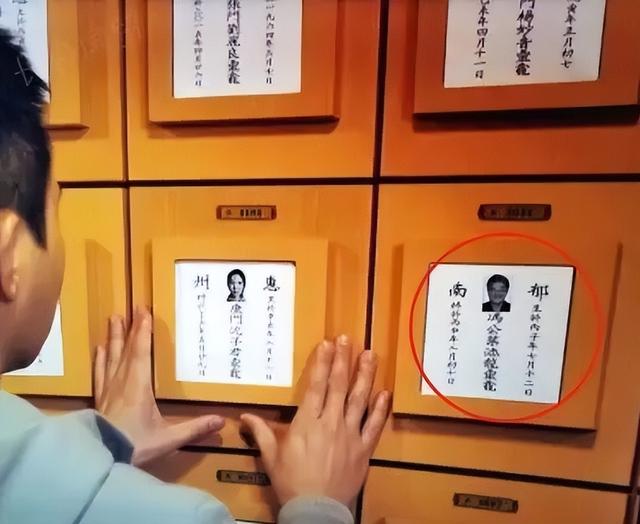 景甜|景甜小卡片事件恰如管中窥豹，映射出娱乐圈“看破不说破”的秘密