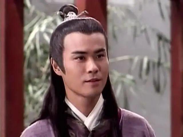 郑嘉颖|为躲狗仔踢佘诗曼下车,成名后娶小20岁嫩妻,郑嘉颖有多渣?